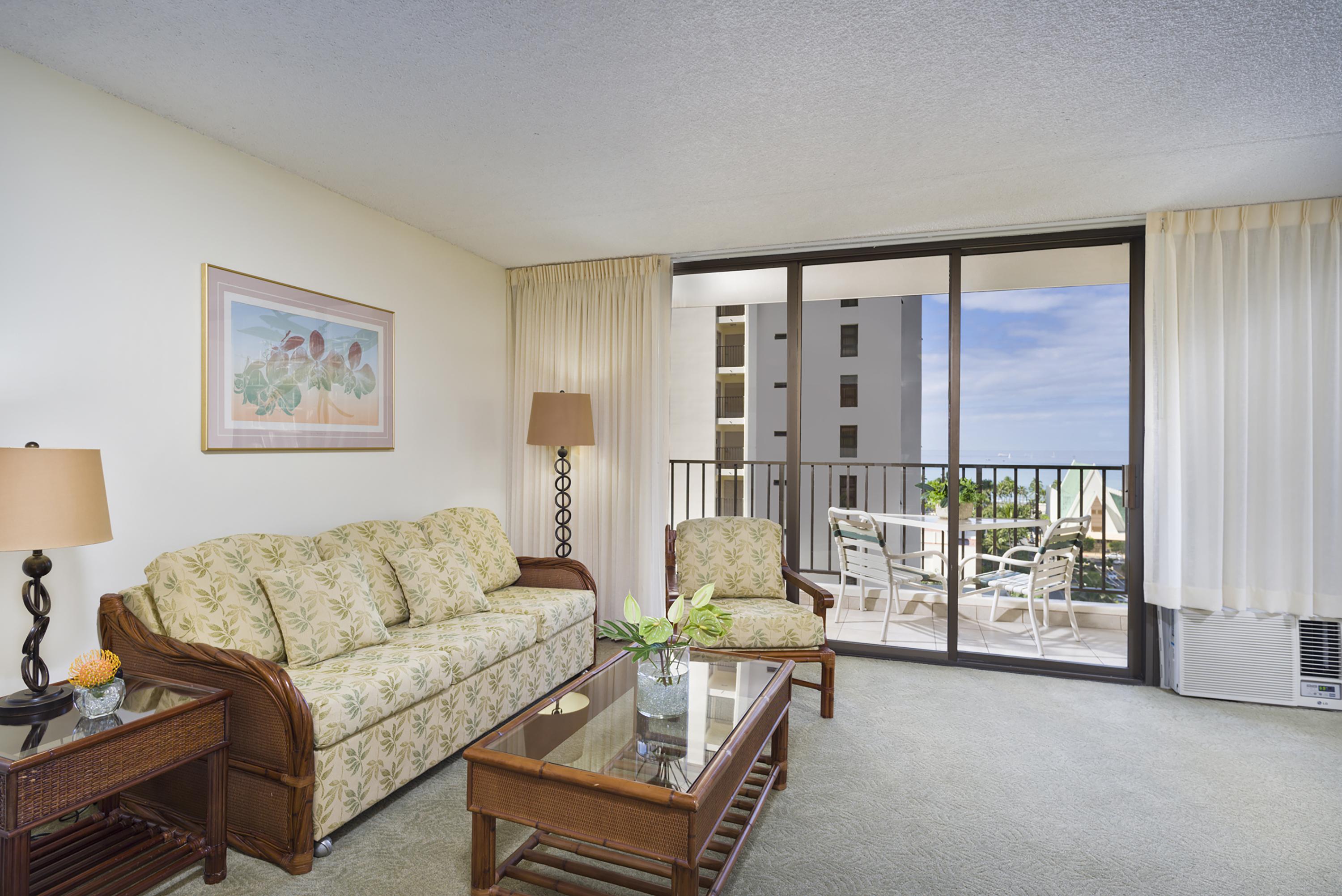 Aston At The Waikiki Banyan Aparthotel Хонолулу Екстериор снимка